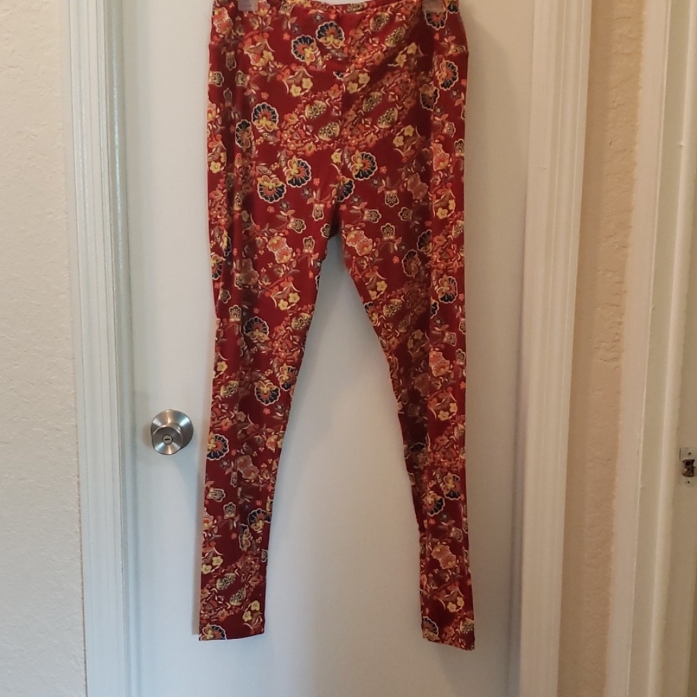 Lula Roe leggings